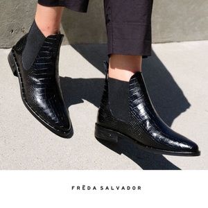 Freda Salvador Leather Chelsea Ankle Boot Sz 7